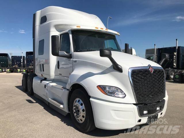International LT Tractor Units