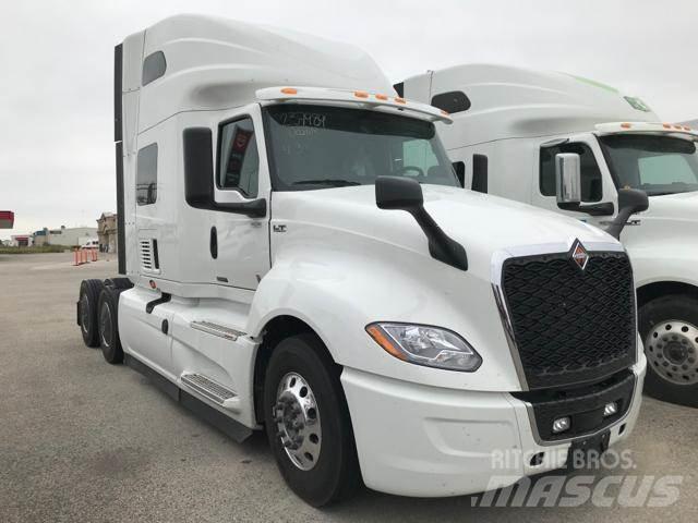 International LT Tractor Units