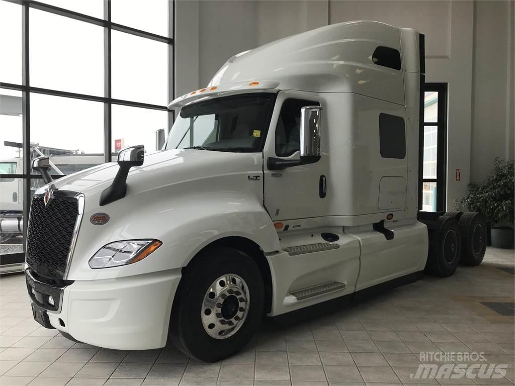 International LT Tractor Units
