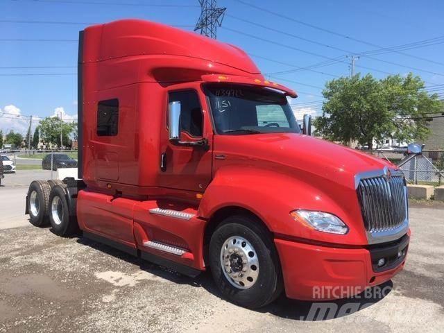International LT Tractor Units