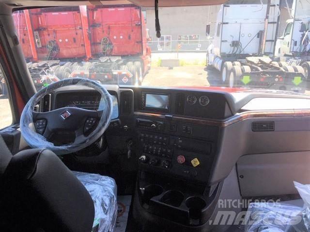 International LT Tractor Units