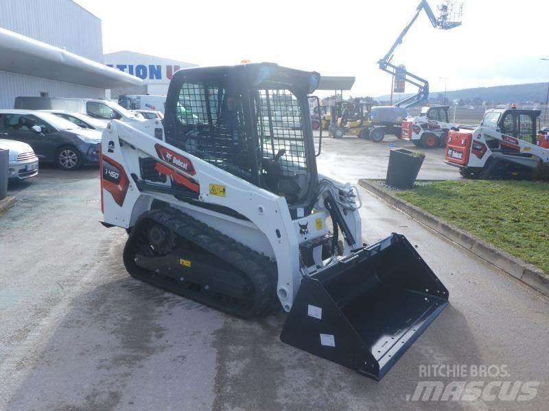 Bobcat T450 Mini loaders