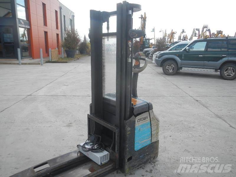 Crown ES 4000 Low lifter