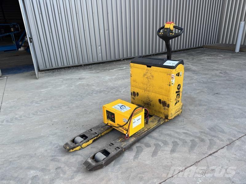 Yale MP13 Low lifter