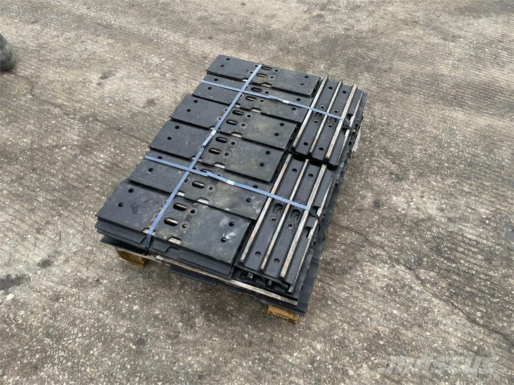  78x 450mm Steel Tracks Agriculture - Others