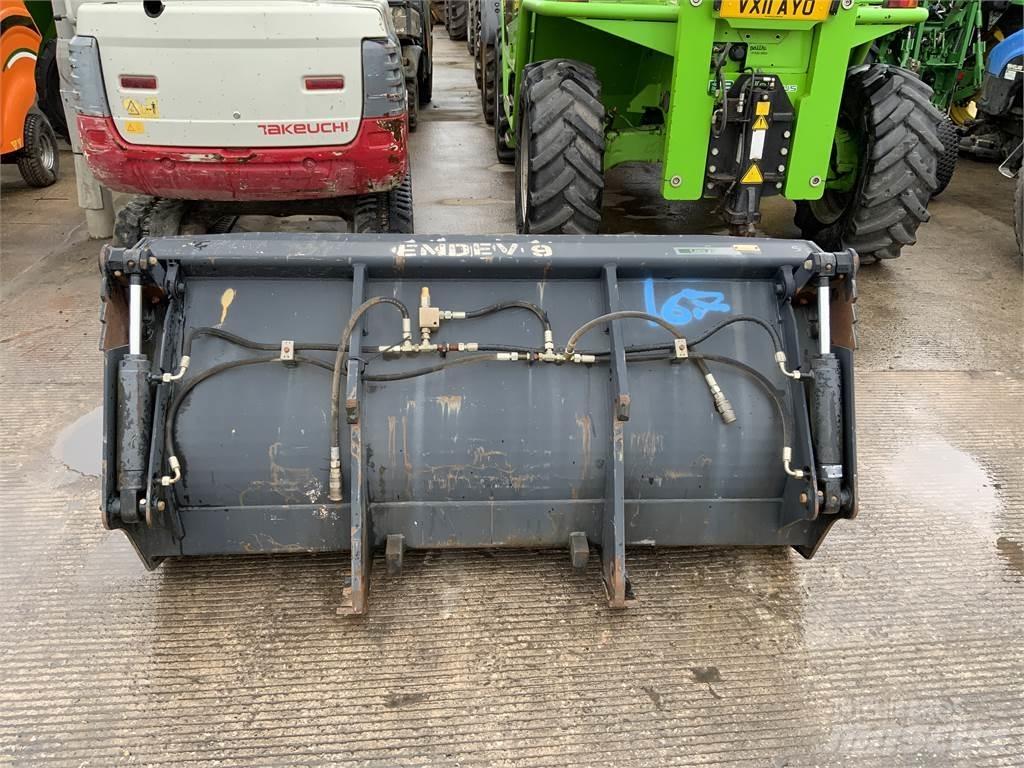 JCB 6FT 4 in 1 Bucket Agriculture - Others