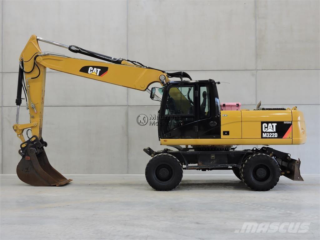 CAT M322D Wheeled excavators