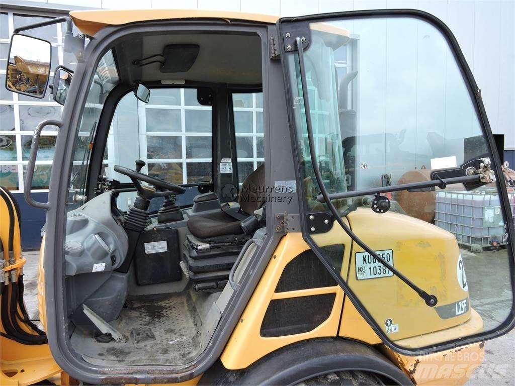 Volvo L25F + FORK Wheel loaders