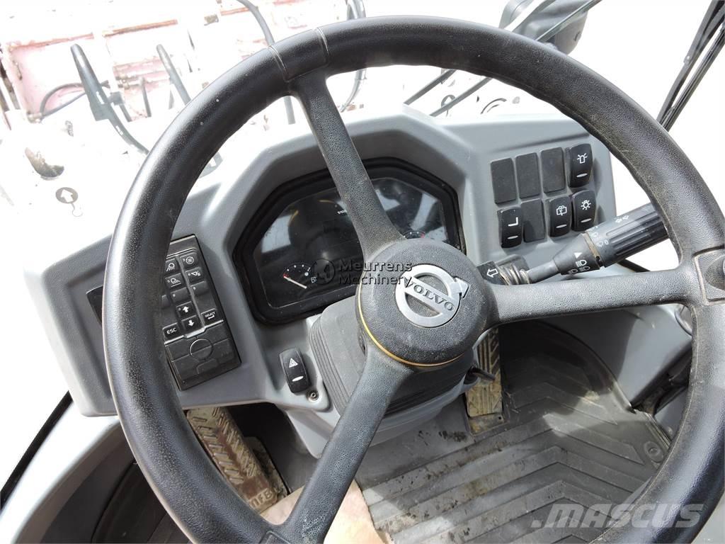 Volvo L30G + FORK Wheel loaders