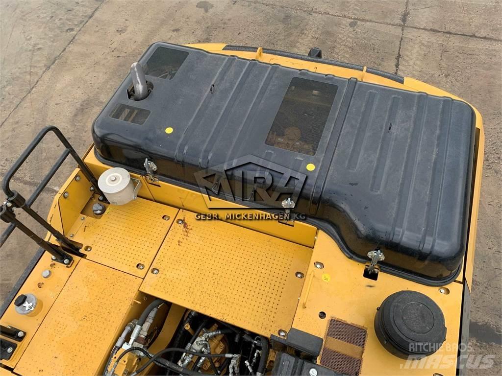 CAT 330F LN Crawler excavators