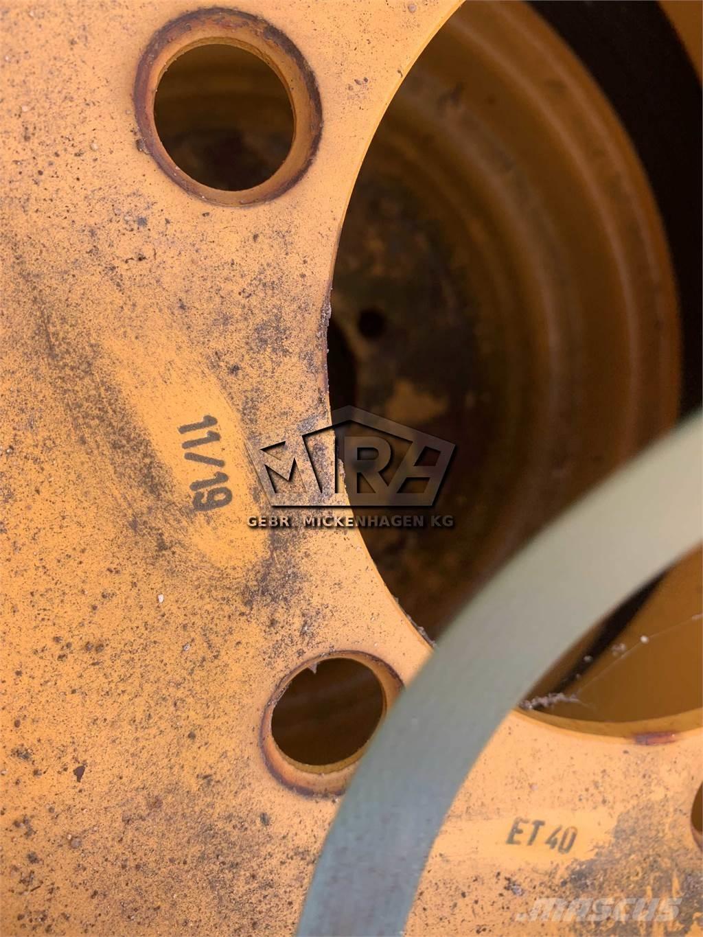  EM 405-70R18 Tyres, wheels and rims