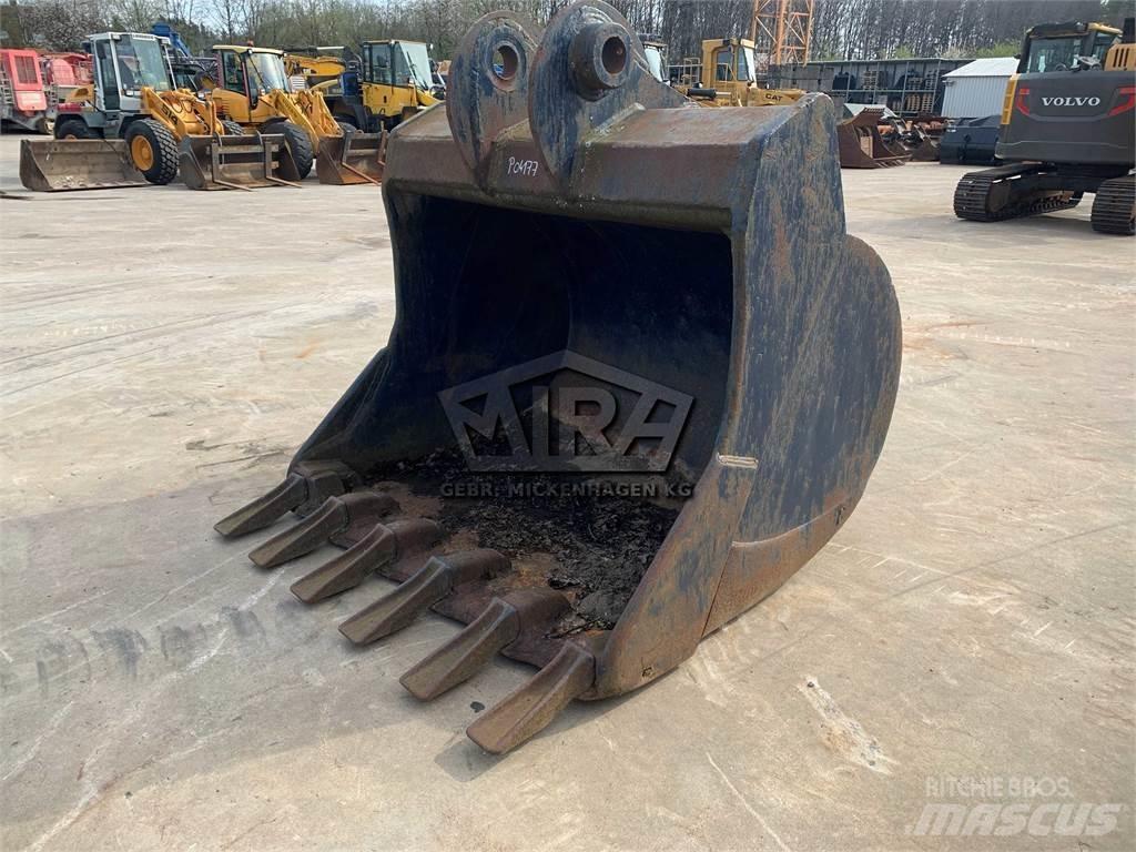 Komatsu 1800 mm Backhoes
