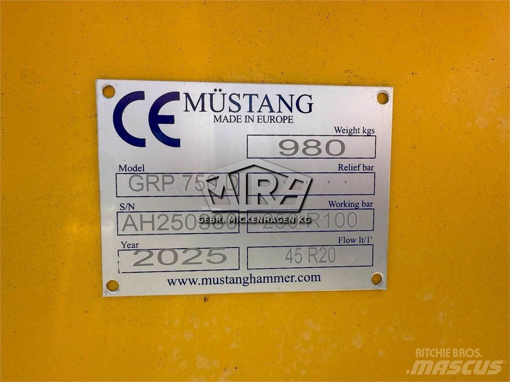 Mustang GRP750D Grapples