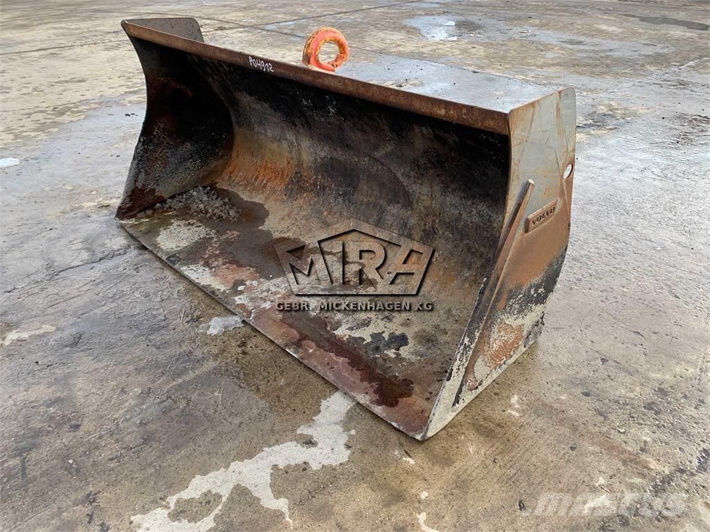 Volvo 2100 mm / L30 Buckets