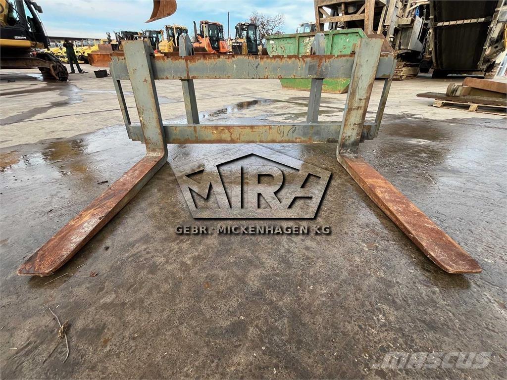 Volvo SW / L90 Forks