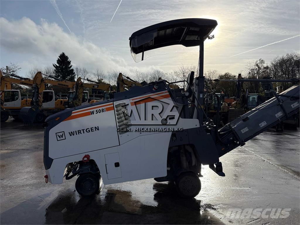 Wirtgen W 50 Ri Asphalt cold milling machines