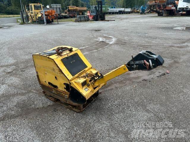 Bomag BPR 65/70 D Plate compactors