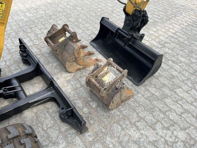 CAT 302 CR Construction - Others