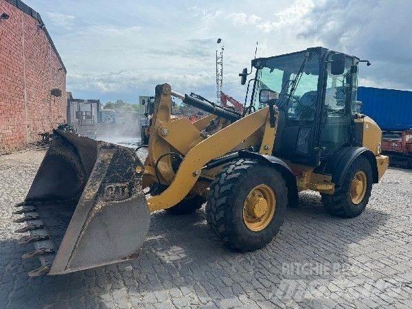 CAT 906M Wheel loaders