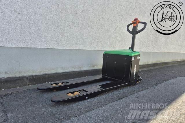 Hangcha CBD15-WD-I Low lift order picker