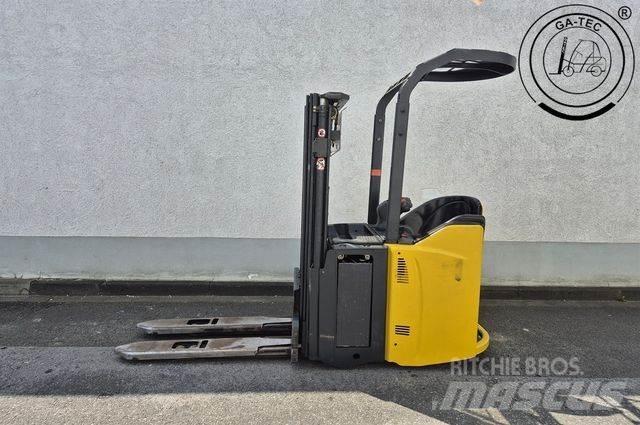 Linde L14SP High lift order picker