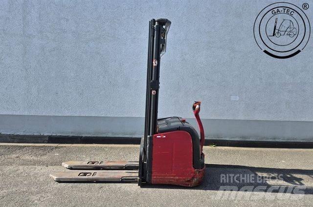 Linde L16 High lift order picker