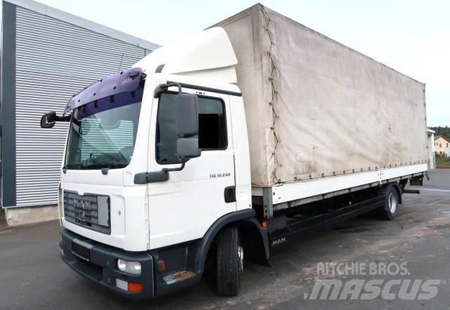 MAN 12.240 BL Curtainsider trucks