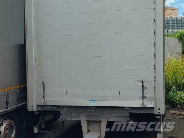 Panav TV018M Curtainsider trailers