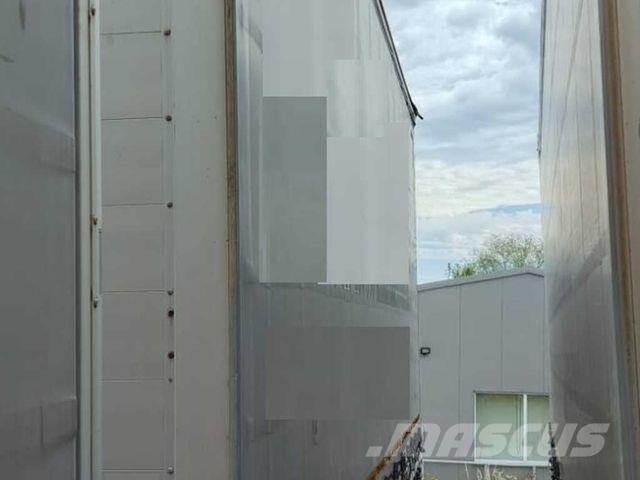 Panav TV018M Curtainsider trailers