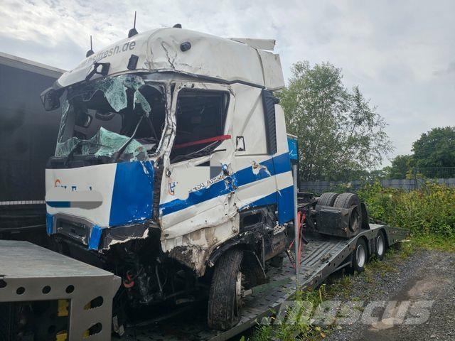Renault T 440 Tractor Units