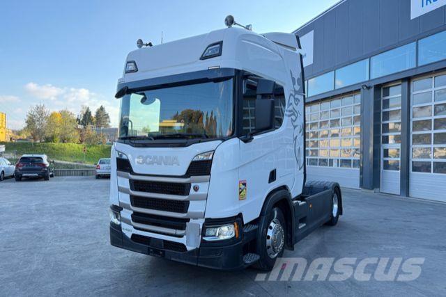 Scania R450 4x2 Tractor Units
