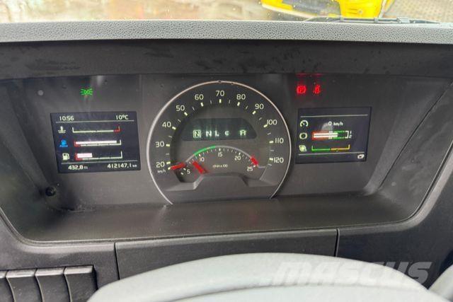 Volvo FMX-540 10x4 Chassis Cab trucks