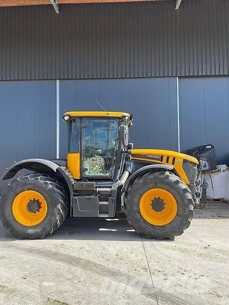 JCB Fastrac 4220 Tractors