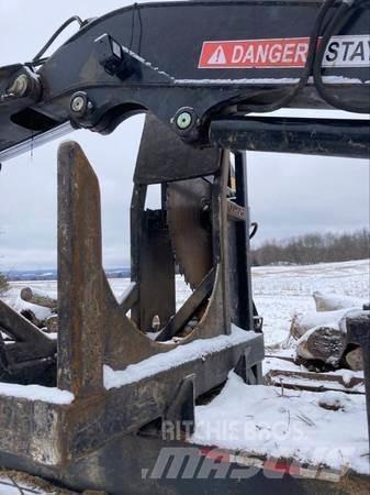 Barko 495B Knuckleboom loaders