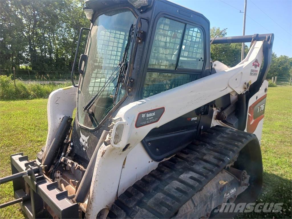 Bobcat T76 Skid steer loaders