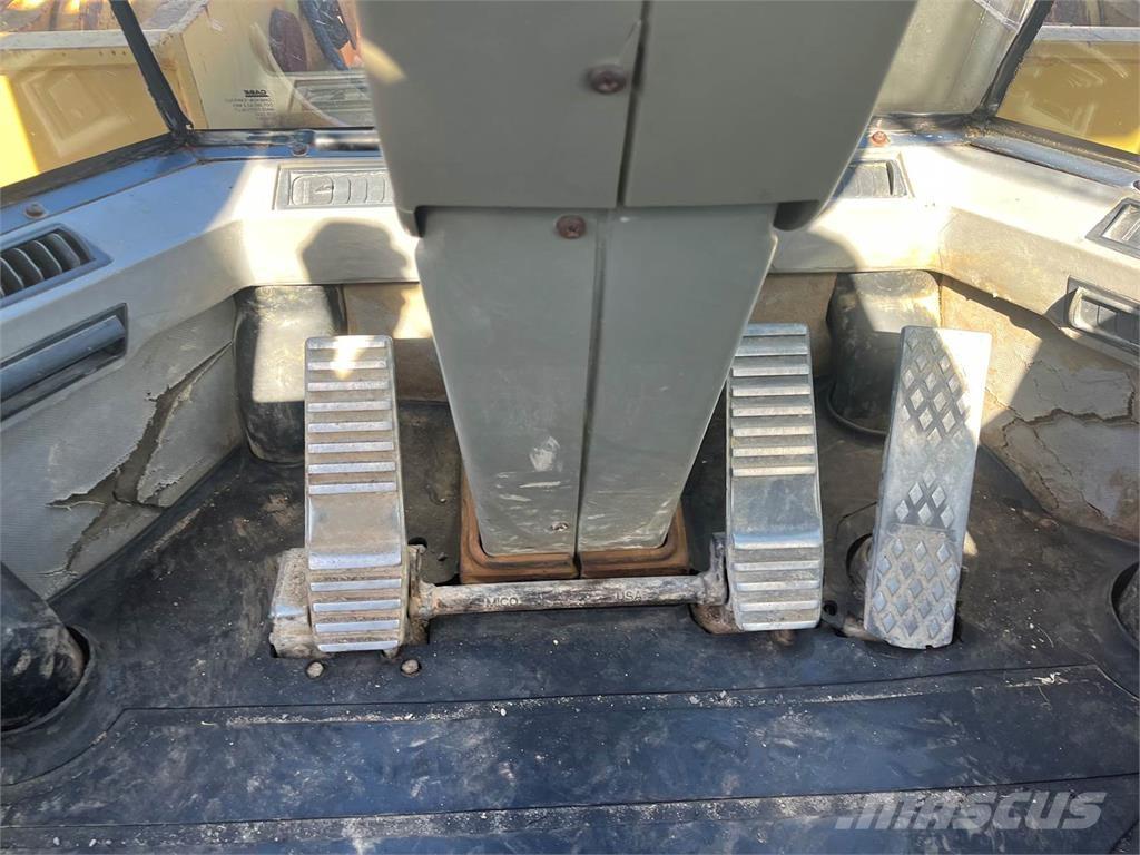 CASE 821C Wheel loaders