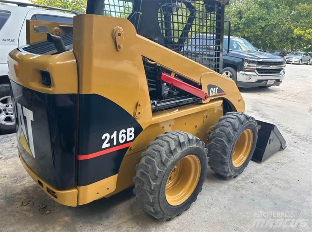 CAT 216B Skid steer loaders