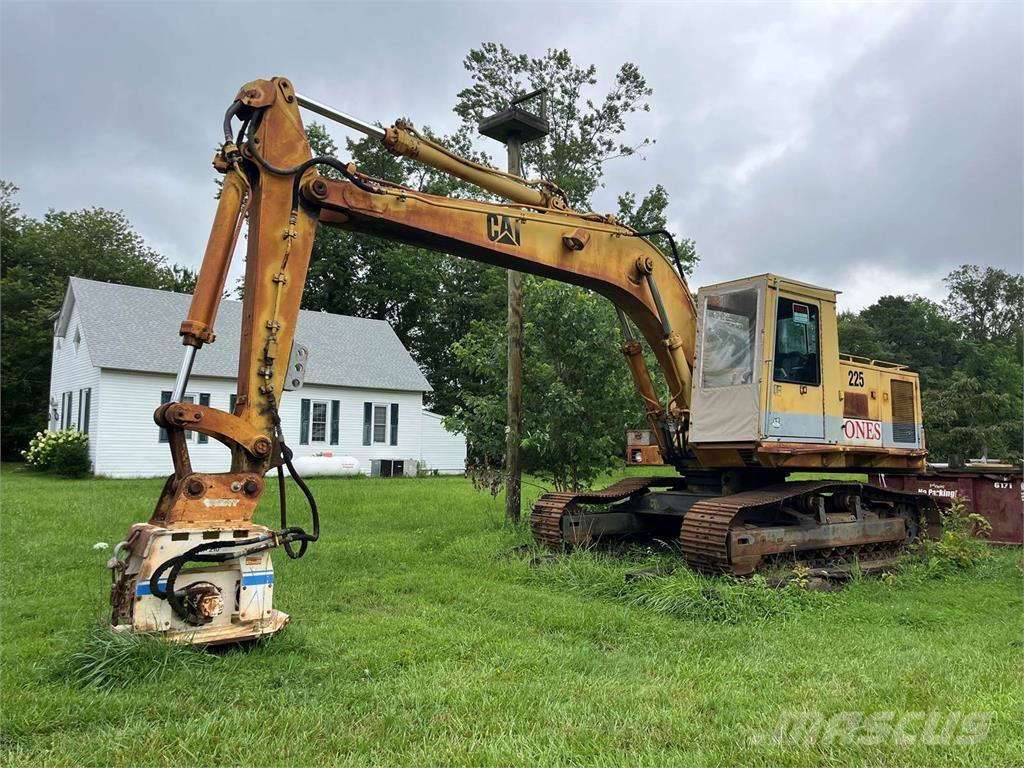 CAT 225 LC Crawler excavators