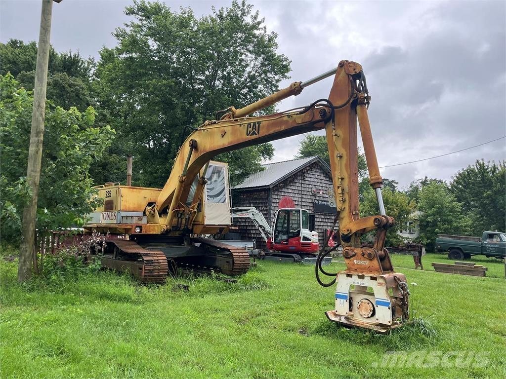CAT 225 LC Crawler excavators