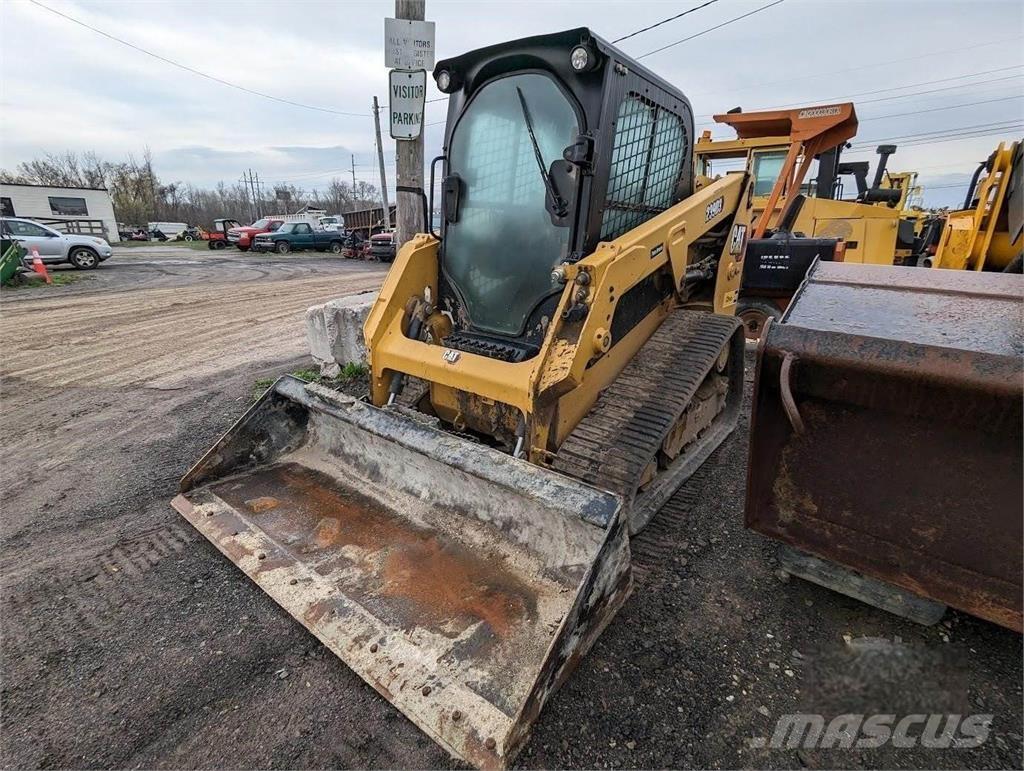 CAT 239D3 Skid steer loaders