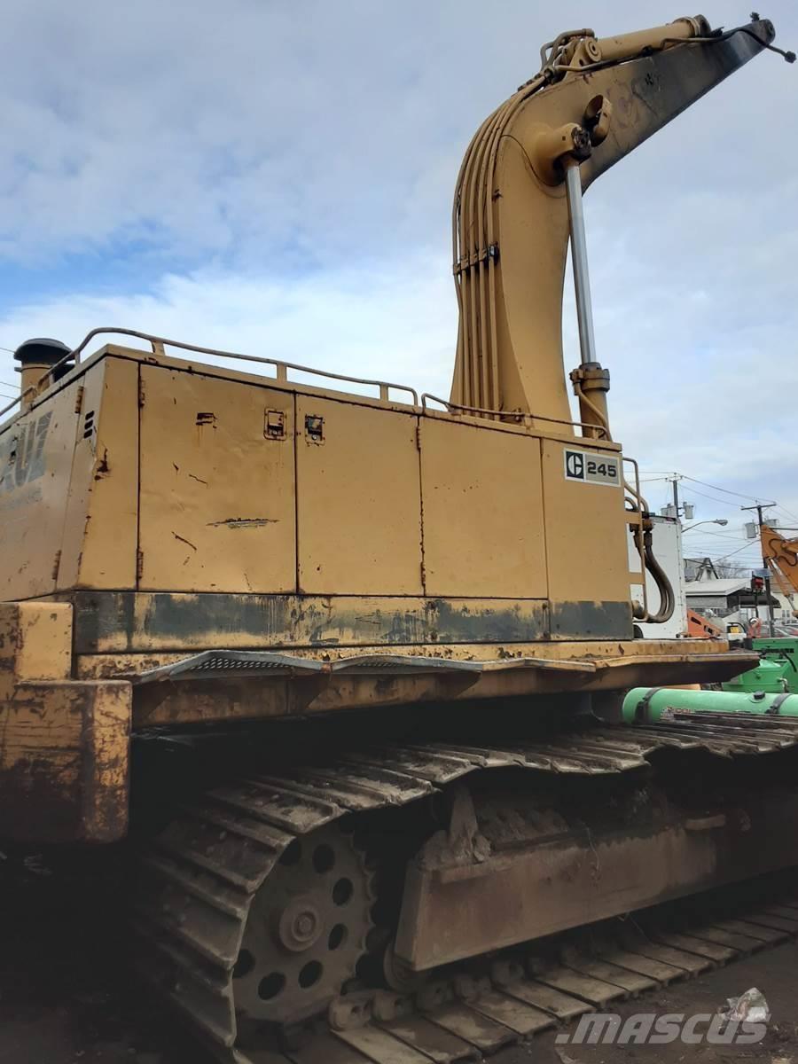 CAT 245 Crawler excavators