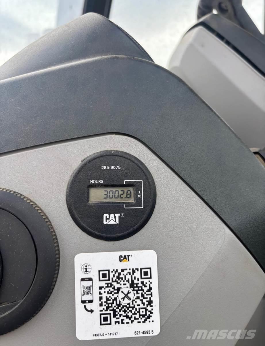 CAT 420E Backhoe loaders