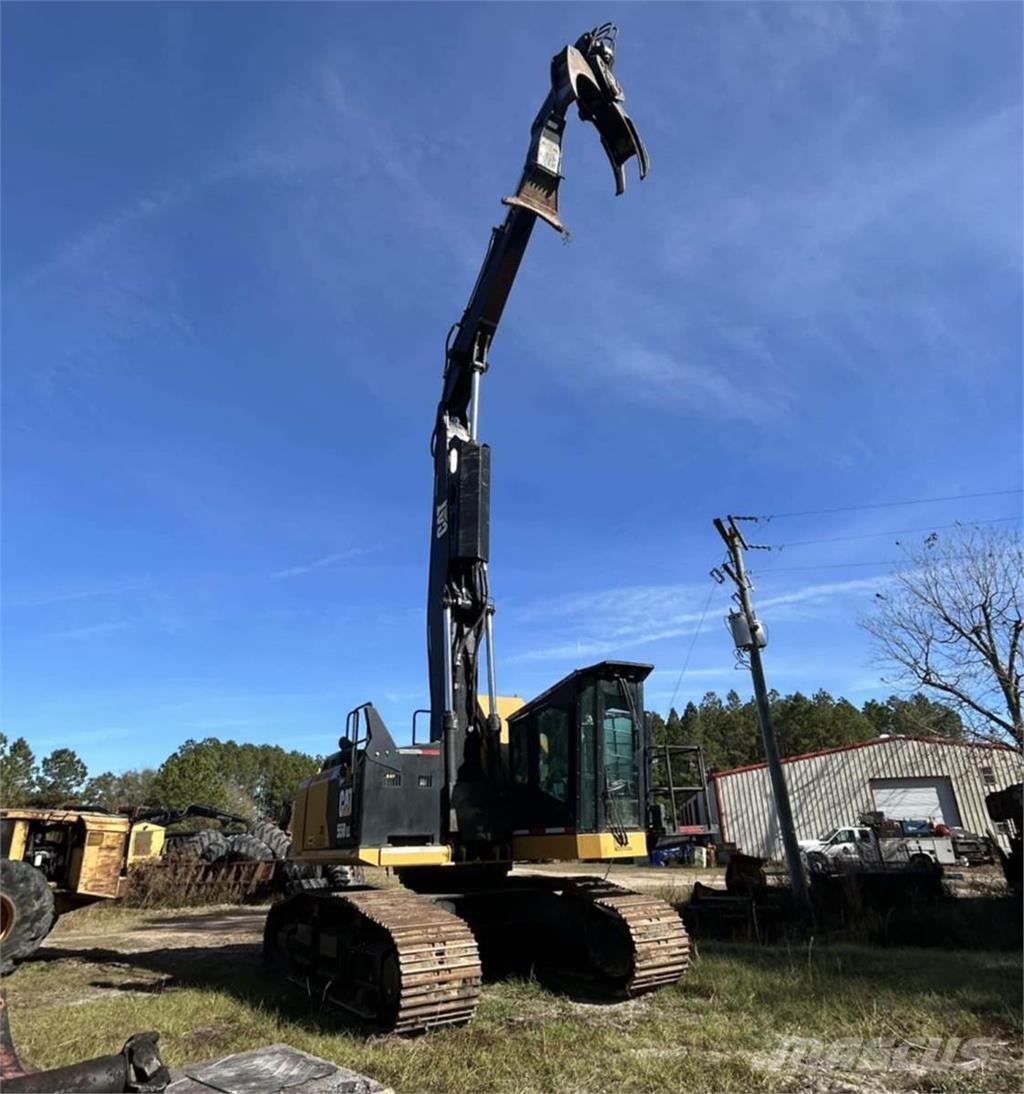 CAT 558 LL Knuckleboom loaders