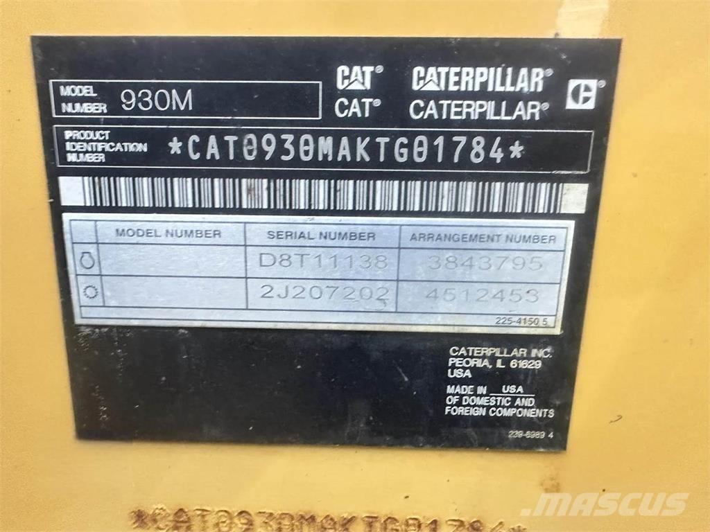 CAT 930M Wheel loaders