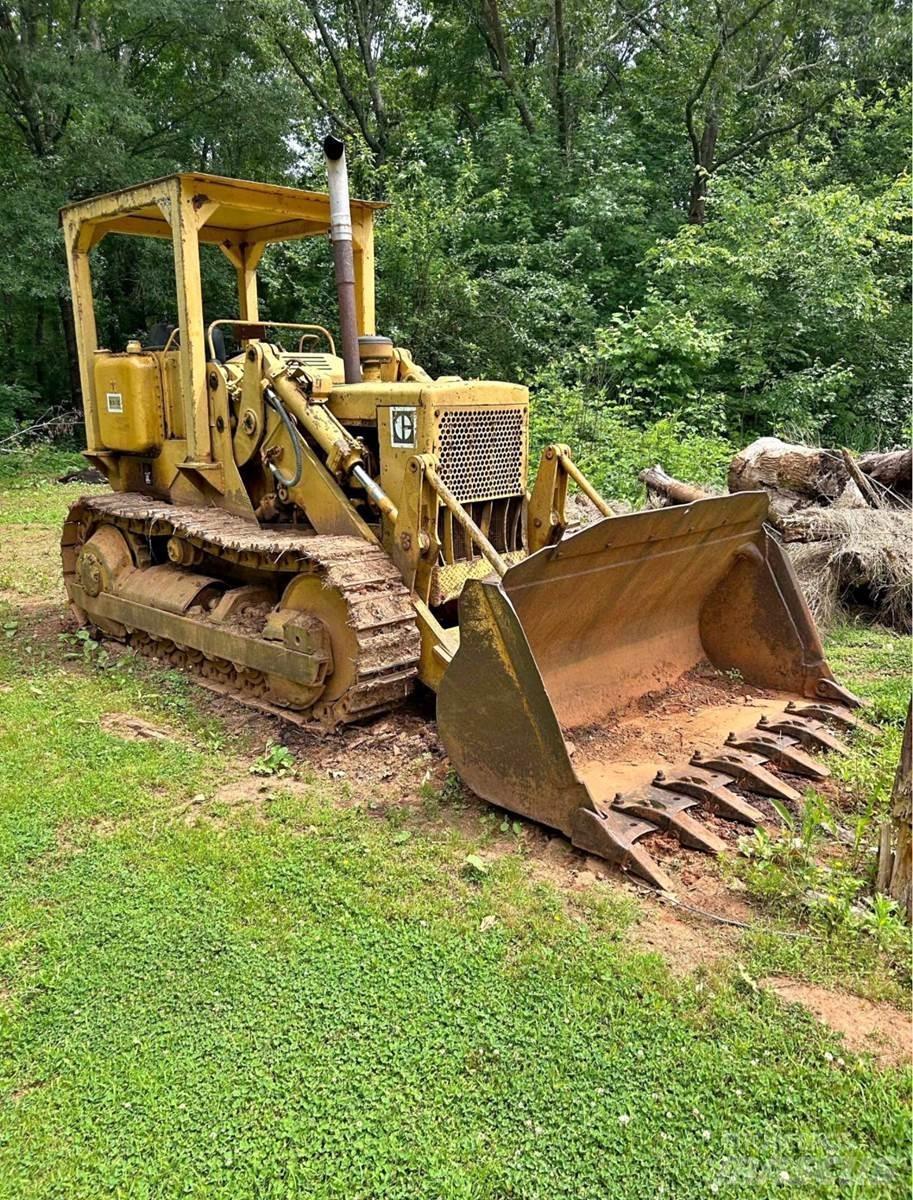 CAT 951C Crawler loaders