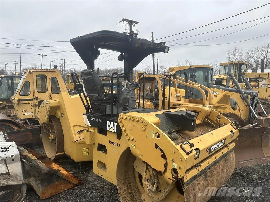 CAT CB54 Single drum rollers
