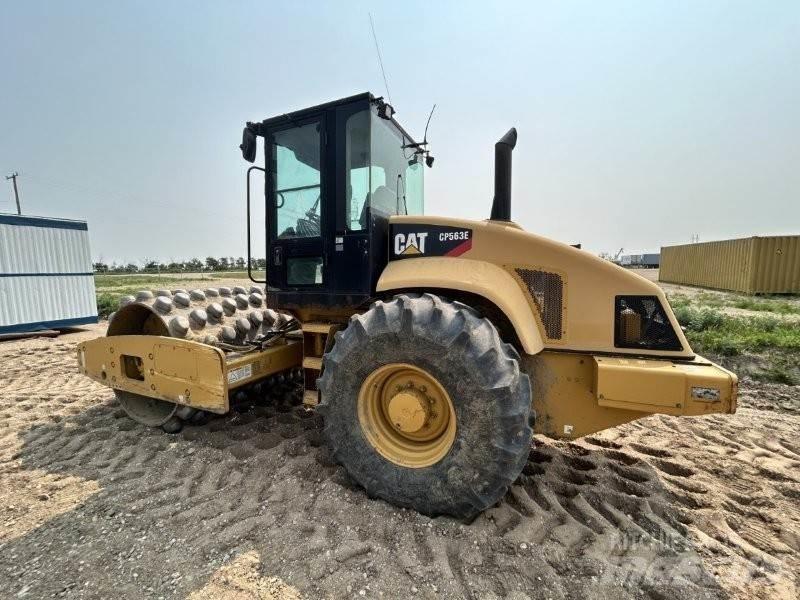 CAT CP563E Soil compactors