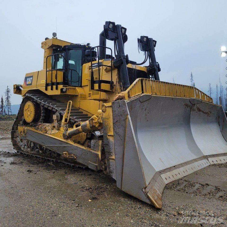 CAT D10T Crawler dozers