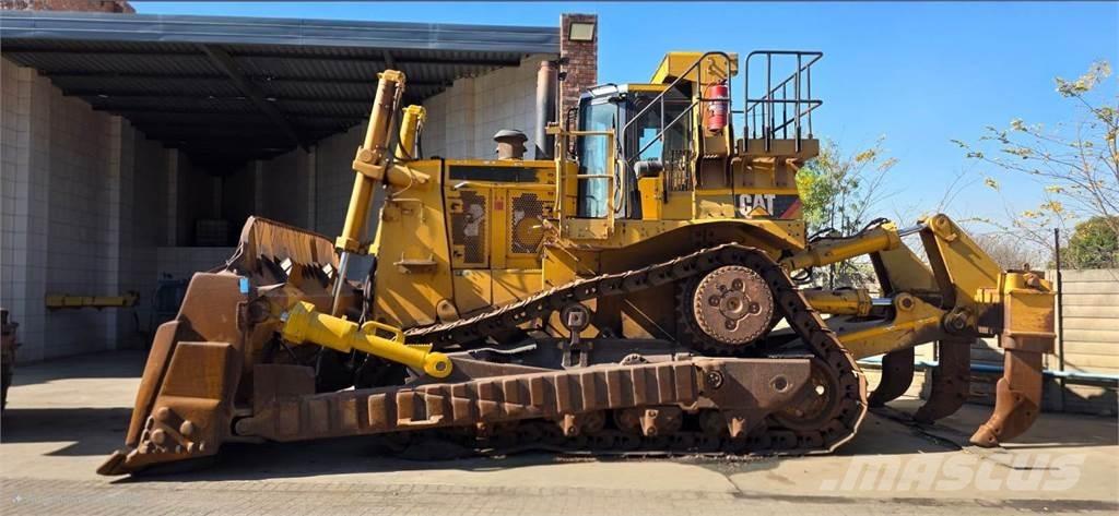 CAT D10T Crawler dozers