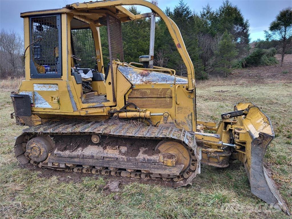 CAT D5G XL Crawler dozers
